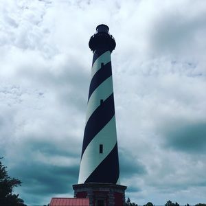 Meet your Posher, Avery